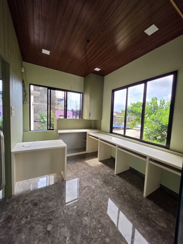 Chakrash Office — view 5