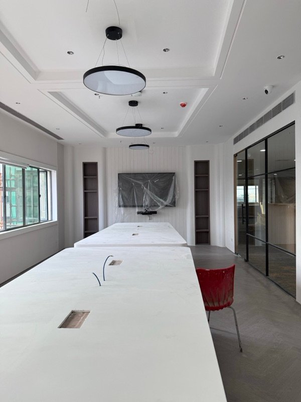 Corporate Offices — view 10