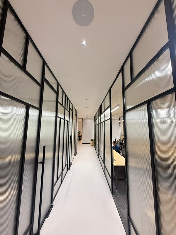 Corporate Offices — view 21