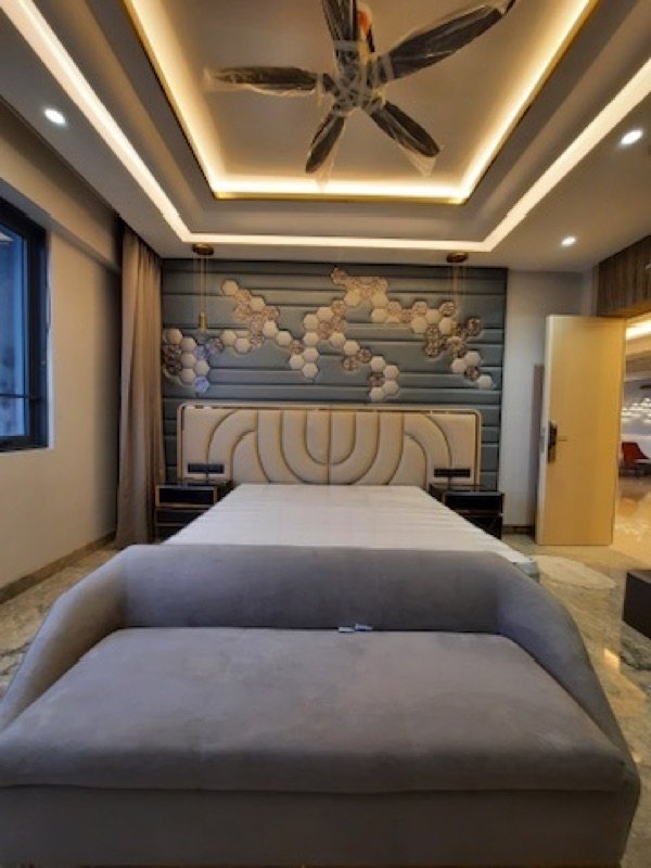 Urbana Residence — view 5